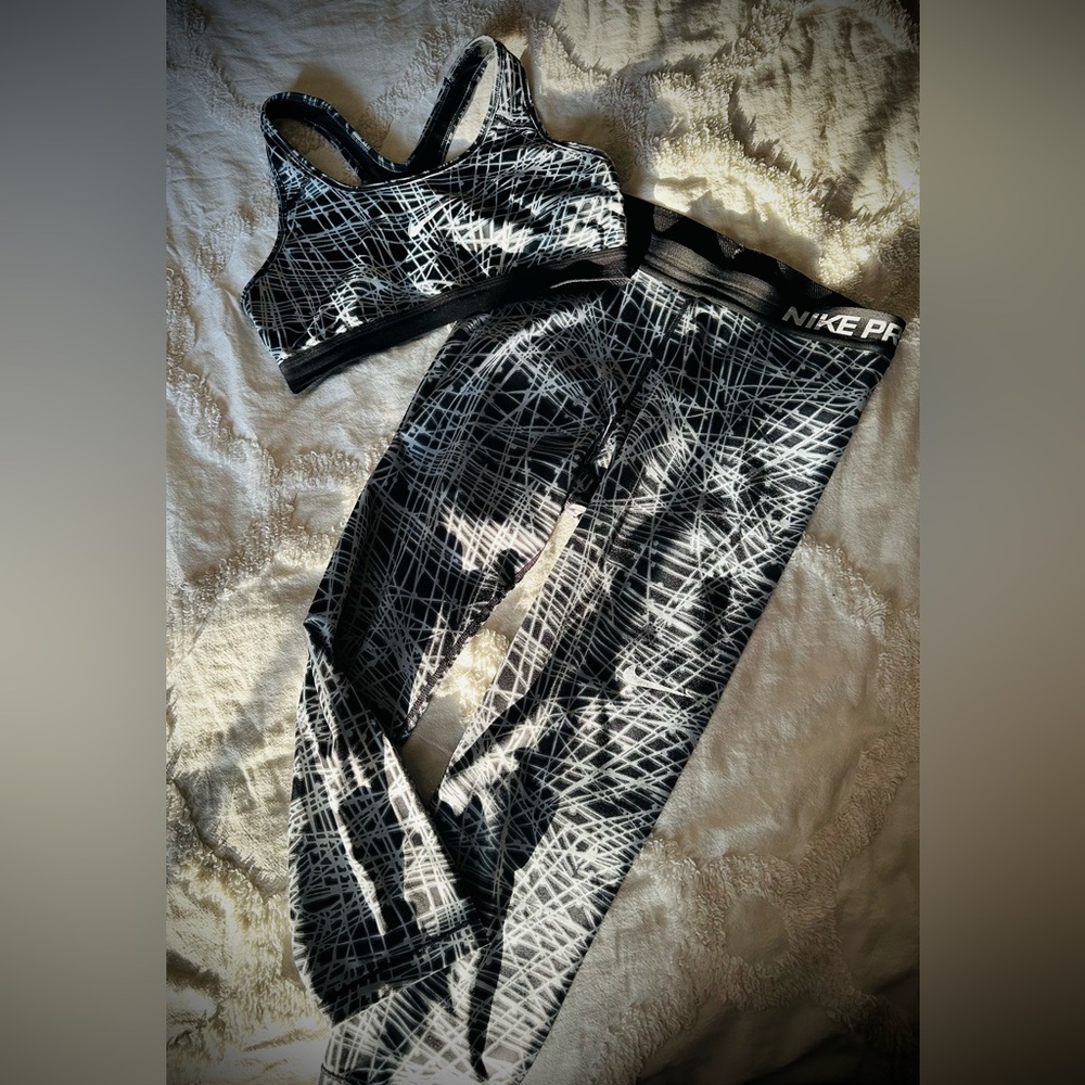 Nike Pro Tracer Dry-Fit Set